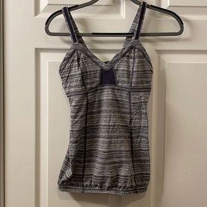 Lululemon tank